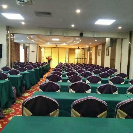 Oubon International Hotel Guangzhou Bagian luar foto