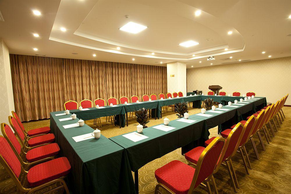 Oubon International Hotel Guangzhou Bagian luar foto