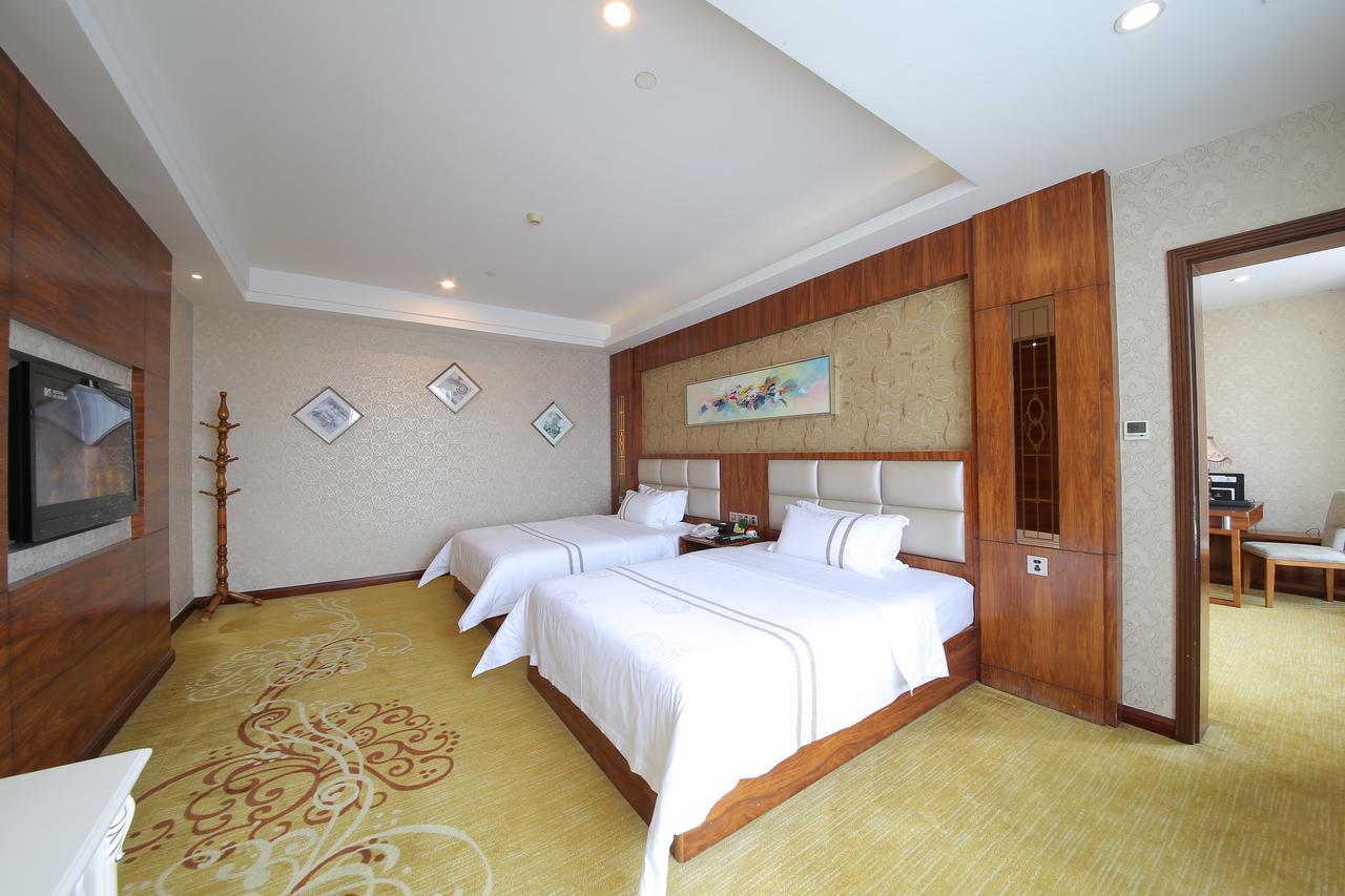 Oubon International Hotel Guangzhou Bagian luar foto