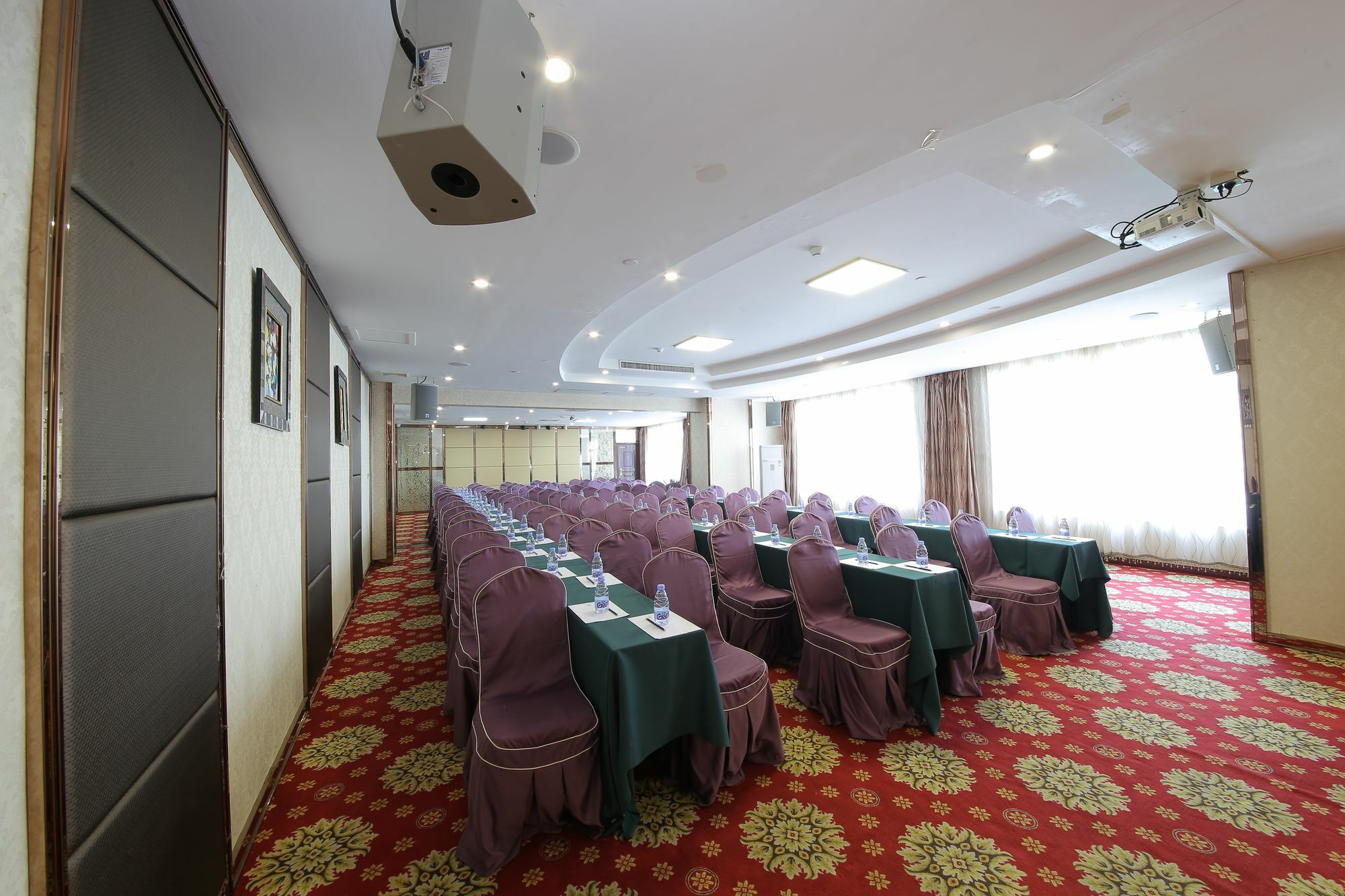 Oubon International Hotel Guangzhou Bagian luar foto