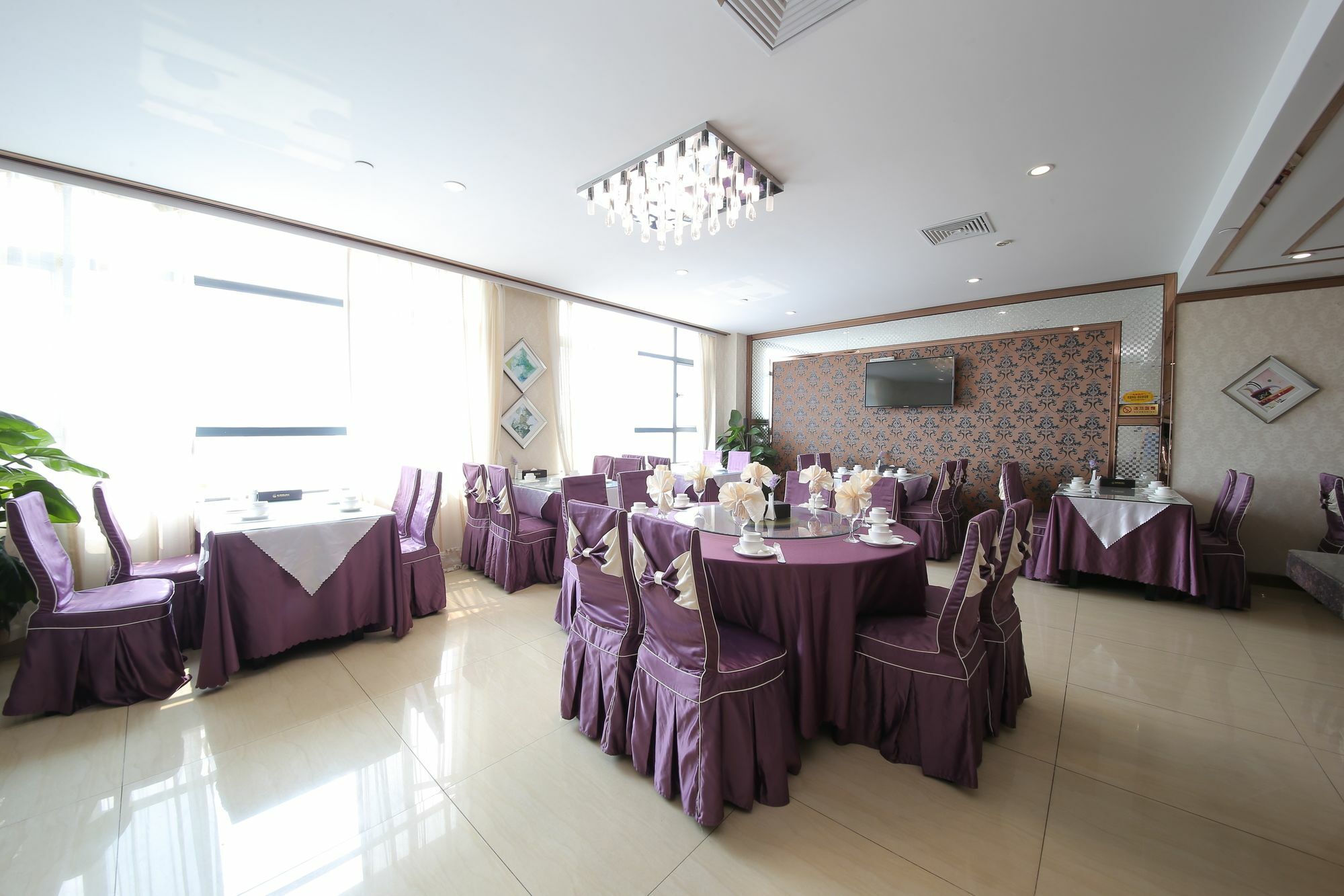 Oubon International Hotel Guangzhou Bagian luar foto