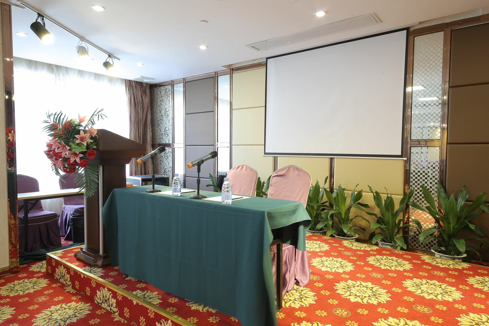 Oubon International Hotel Guangzhou Bagian luar foto