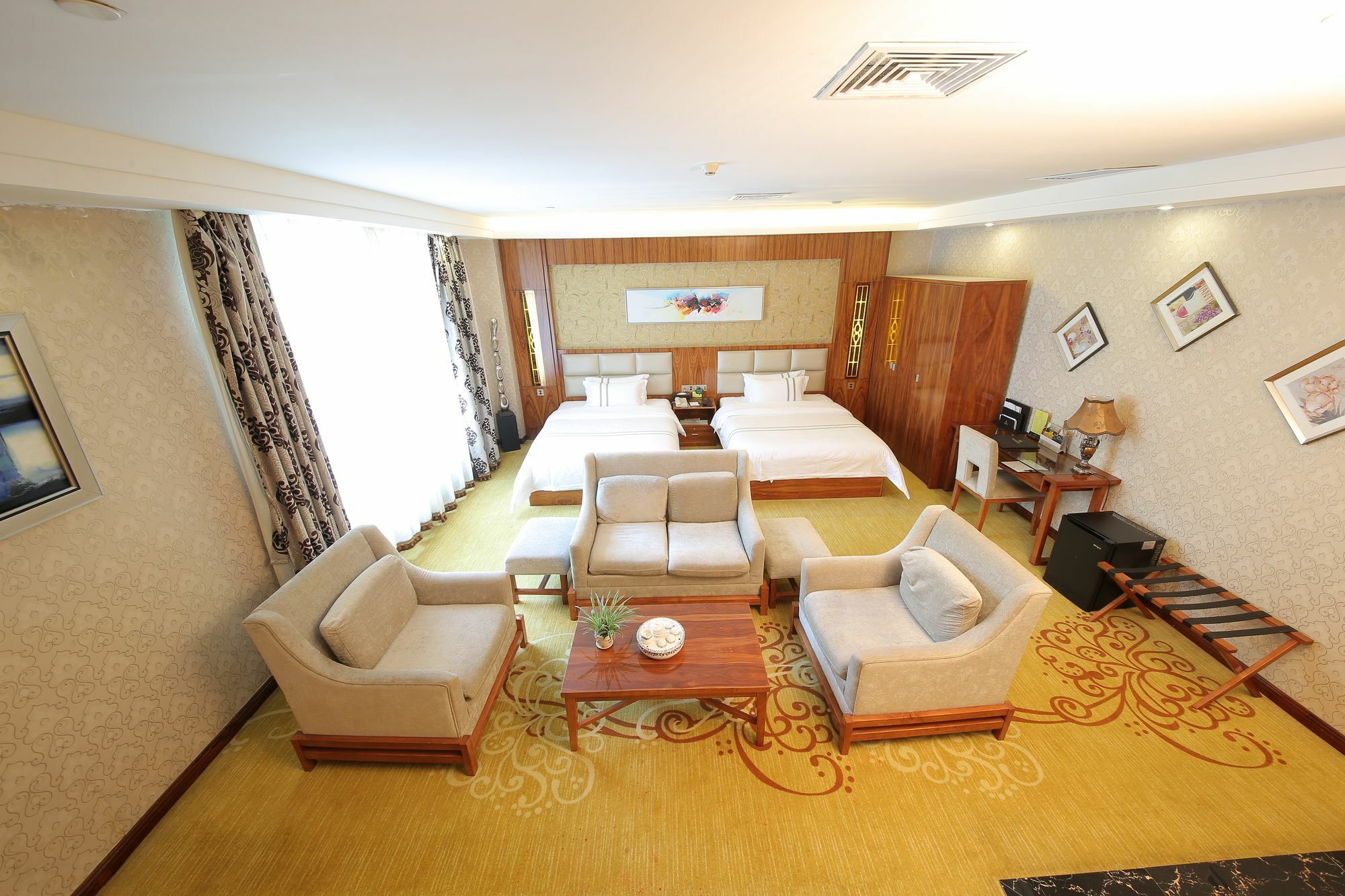 Oubon International Hotel Guangzhou Bagian luar foto